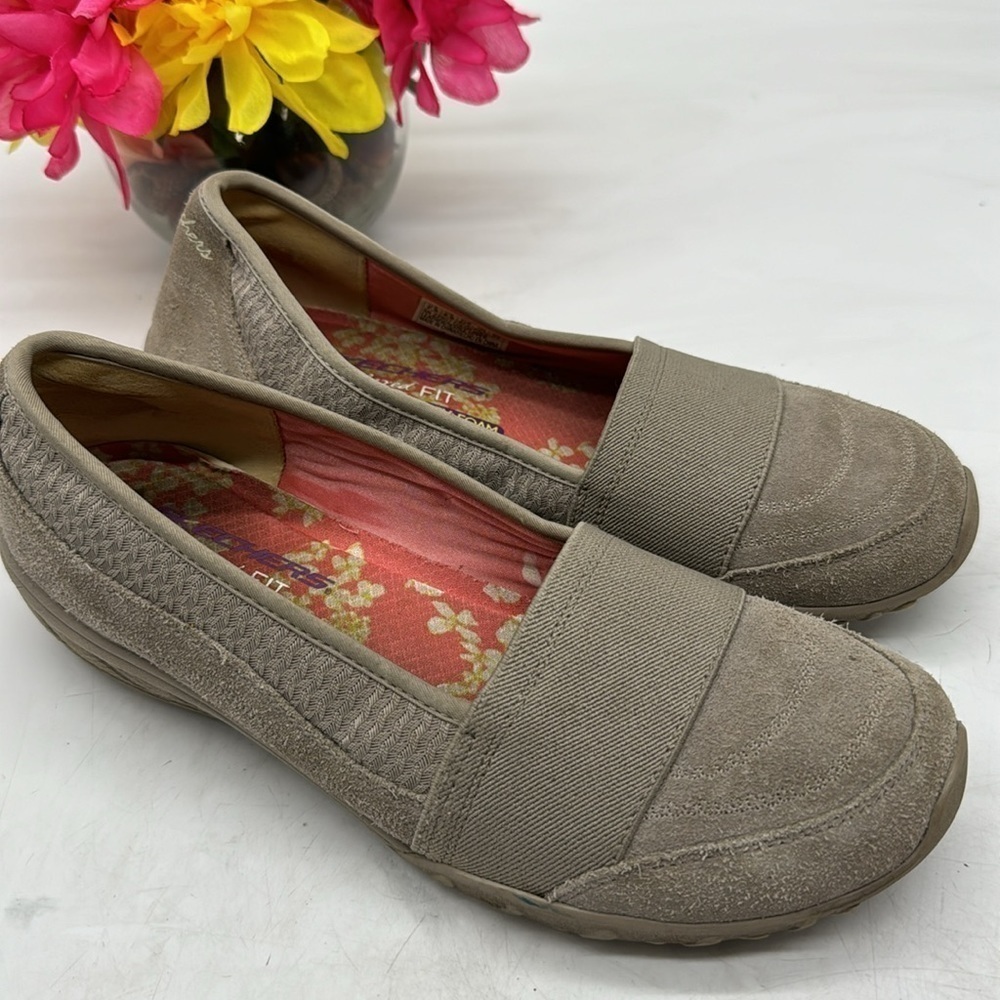 Skechers Relaxed Fit Air Conditioned Memory Foam Sneakers Size 7.5 SKT4812B